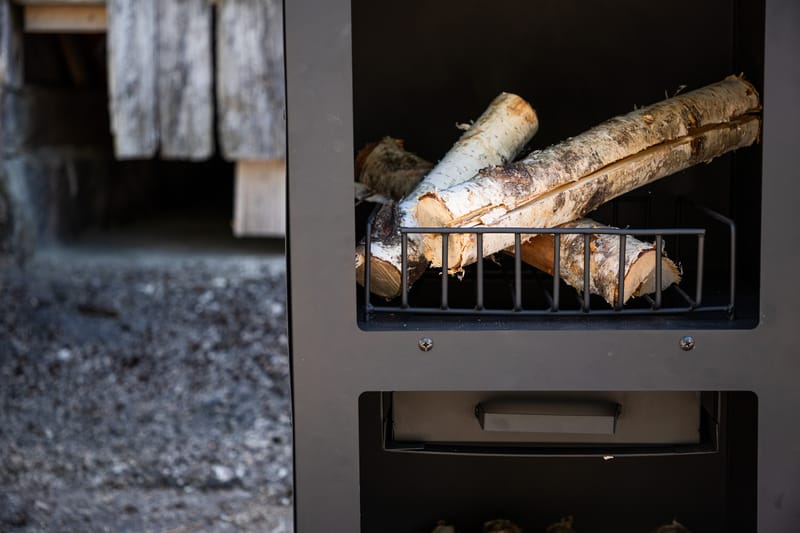 Tulikori Makarima - Musta - Sisustustuotteet - Sisustustakka & kamiina - Ulkotilan tulisija & kotakeittiö