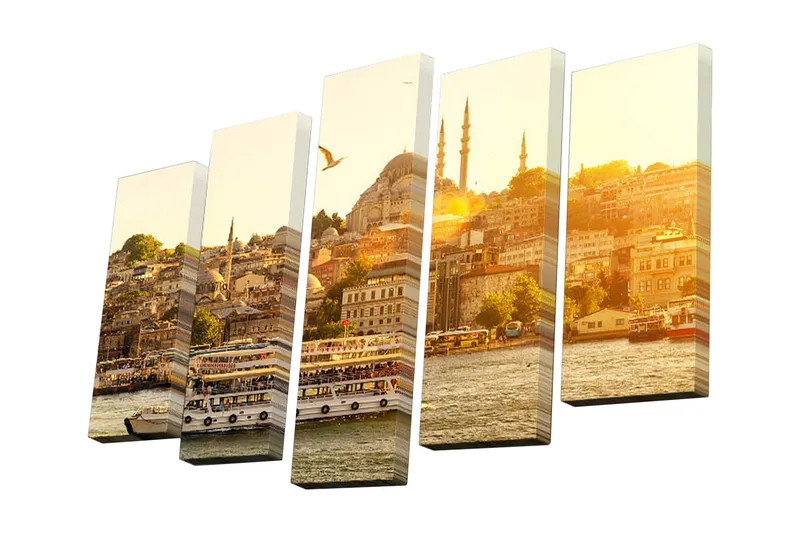 5-osainen canvas-taulu 82x50 cm - Auringonlasku Istanbulin yllä, kaupungin siluetti ja veneet vedessä, Kulta / Oranssi / Vihreä