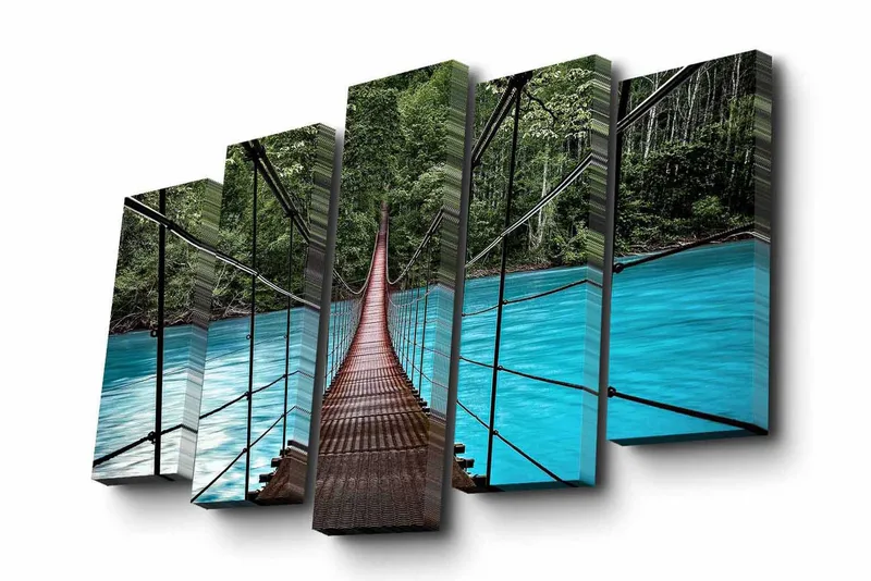 5-osainen canvas-taulu 82x50 cm - Riippusilta turkoosin veden yllä rehevien puiden ympäröimänä, Turkoosi / Vihreä / Ruosteenruskea