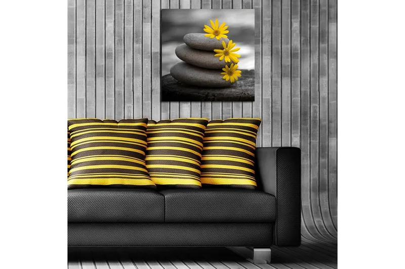 Canvas-taulu 45x45 cm - Kasa harmaita kiviä ja keltaisia kukkia - Harmaa / Keltainen - Sisustustuotteet - Taulu & taide - Canvas-taulu