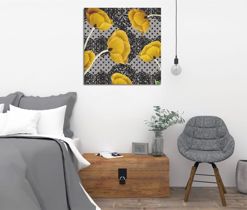 Canvas-taulu 45x45 cm - Keltaisia kukkia mustavalkoista taustaa vasten, Keltainen / Musta / Valkoinen