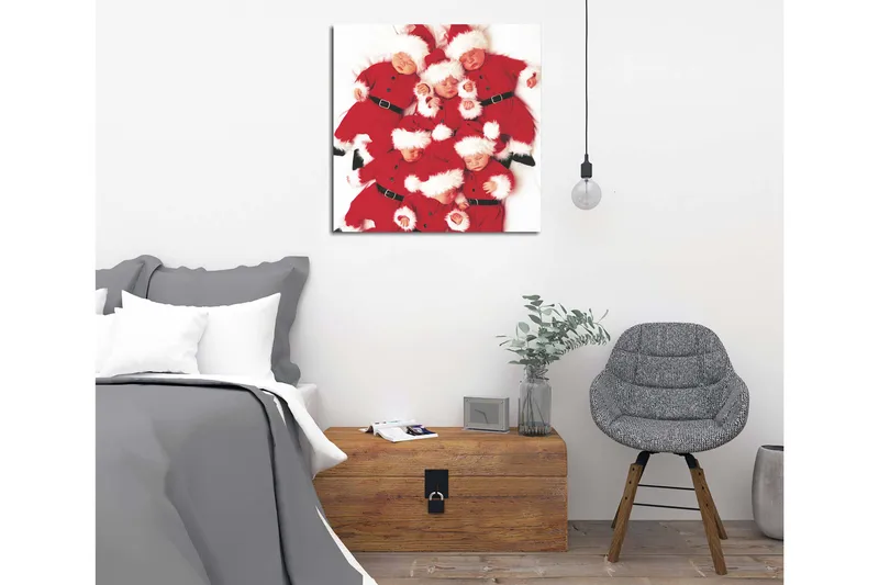 Canvas-taulu 45x45 cm - Leikkisä kokoelma lapsia joulupukin asuissa, Punainen / Valkoinen