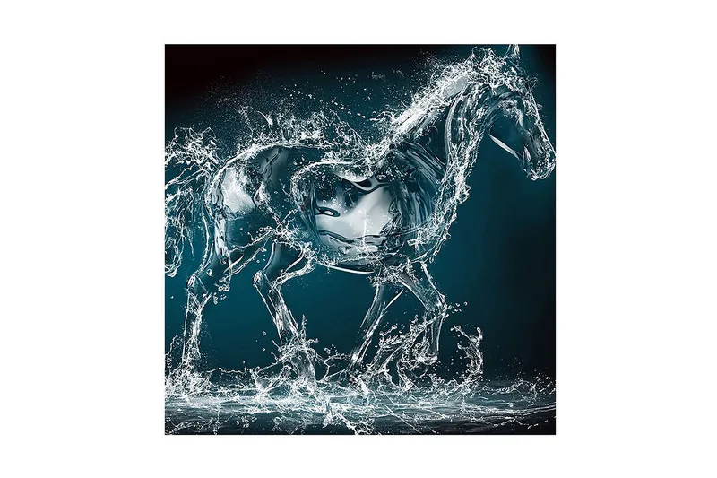 Canvas-taulu 45x45 cm - Liikkeessä oleva hevonen näkyy vesiroiskeiden läpi, Sininen / Läpinäkyvä / Valkoinen