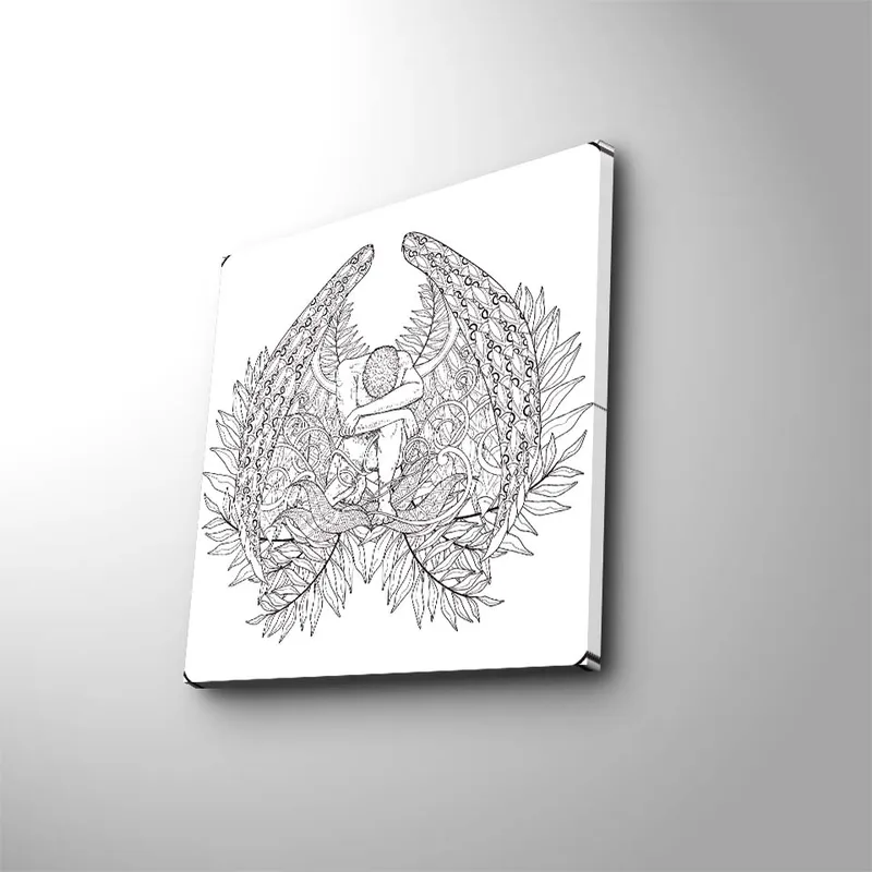 Canvas-taulu 45x45 cm - Mielikuvituksellinen aihe, jossa hahmoa ympäröivät suuret, yksityiskohtaiset siivet ja kasvillisuus, Musta / Harmaa / Valkoinen