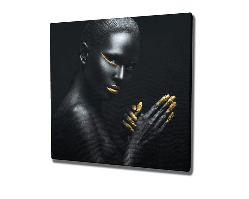 Canvas-taulu 45x45 cm - Muotokuva mustaihoisesta naisesta, jolla on kultaiset yksityiskohdat - Musta / Kulta - Sisustustuotteet - Taulu & taide - Canvas-taulu