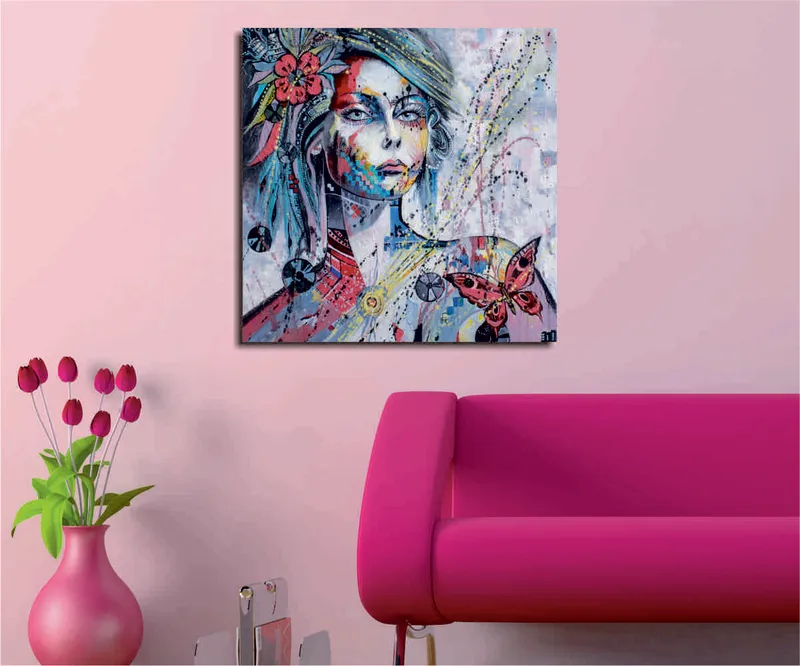 Canvas-taulu 45x45 cm - Naisen muotokuva värikkäillä yksityiskohdilla ja perhosilla, Vaaleanpunainen / Sininen / Vihreä