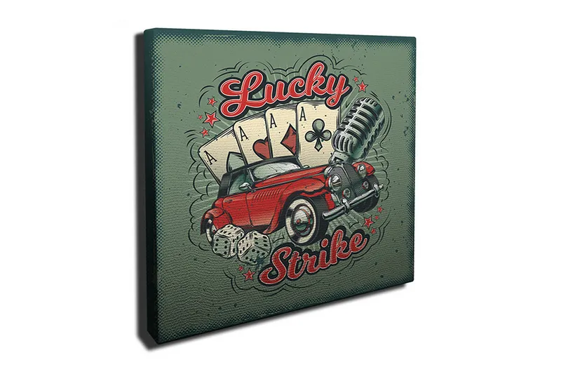 Canvas-taulu 45x45 cm - Retroauto pelikorteilla ja mikrofonilla leikkisässä sommitelmassa, Punainen / Vihreä / Musta