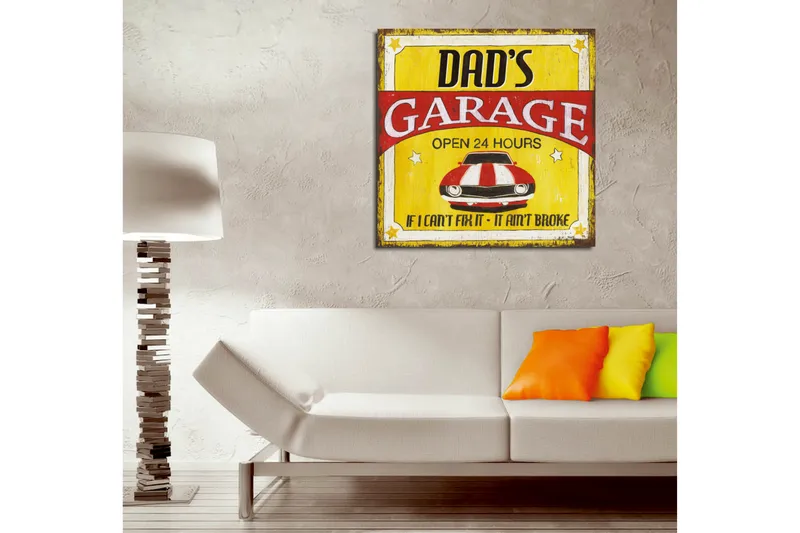 Canvas-taulu 45x45 cm - Retrokyltti punavalkoraidallisella autolla - Punainen / Keltainen / Valkoinen - Sisustustuotteet - Taulu & taide - Canvas-taulu