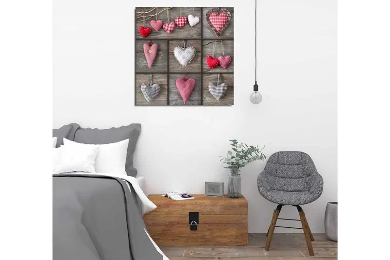 Canvas-taulu 45x45 cm - Roikkuvia sydämiä eri kuvioissa ja väreissä - Punainen / Harmaa / Valkoinen - Sisustustuotteet - Taulu & taide - Canvas-taulu