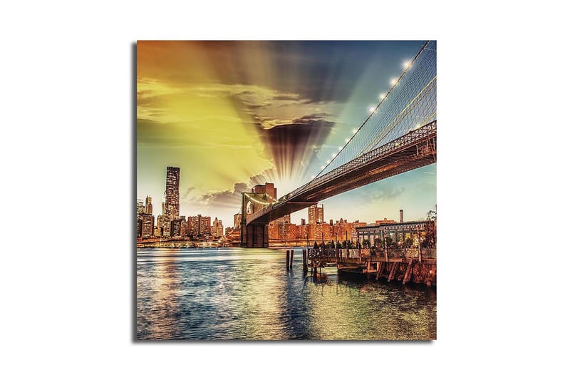 Canvas-taulu 45x45 cm - Silta kimmeltävän veden pinnan yli, taustalla kaupungin siluetti - Kulta / Sininen / Vihreä - Sisustustuotteet - Taulu & taide - Canvas-taulu