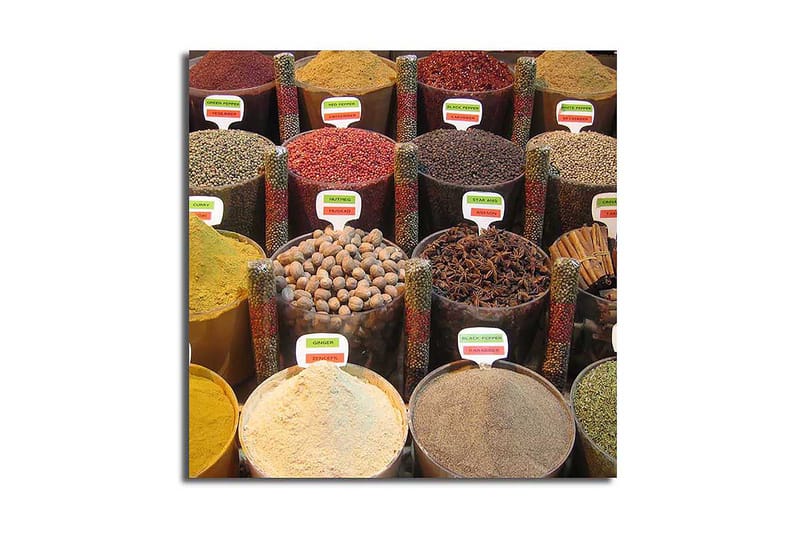 Canvas-taulu 45x45 cm - Värikkäät maustepurkit markkinakojussa, Punainen / Keltainen / Ruskea