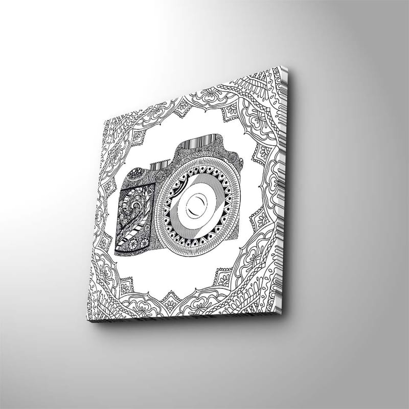 Canvas-taulu 45x45 cm - Yksityiskohtainen kuva kamerasta koristekuvioiden ympäröimänä - Musta / Valkoinen - Sisustustuotteet - Taulu & taide - Canvas-taulu