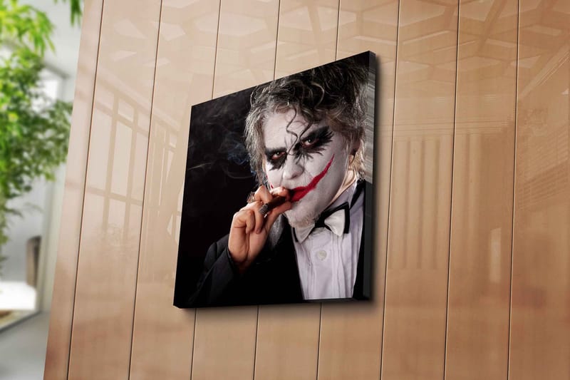 Canvas-taulu 45x45 cm - Pelottava hahmo pellemeikillä ja sikarilla - Valkoinen / Musta / Punainen - Sisustustuotteet - Taulu & taide - Canvas-taulu