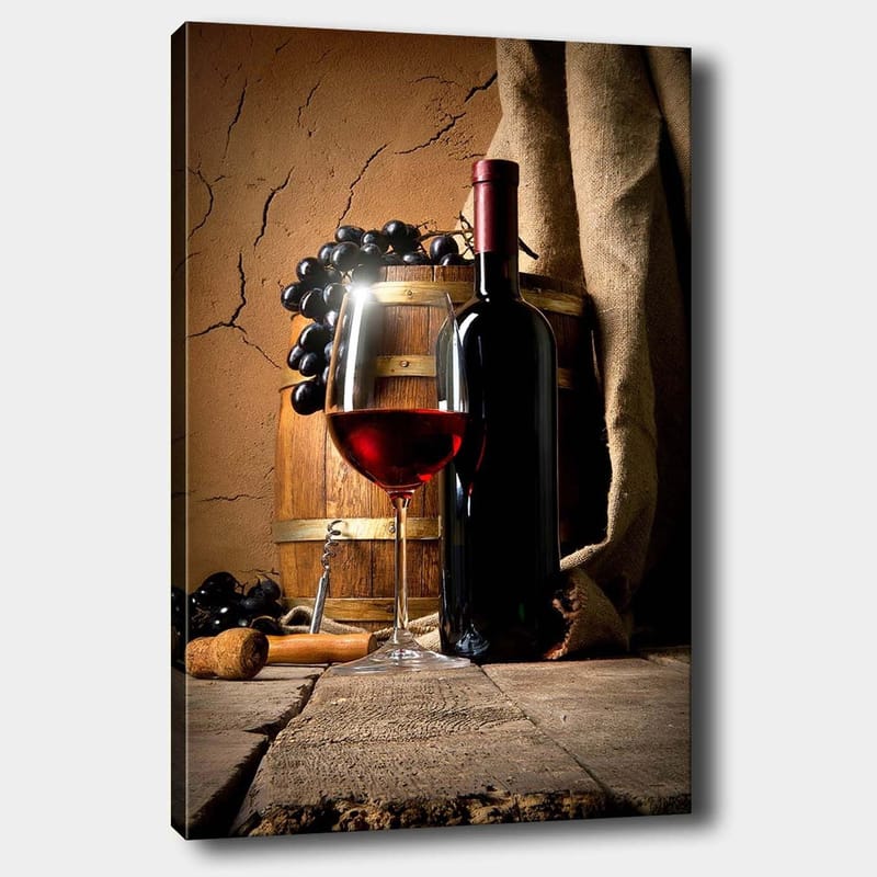 Canvas taulu 70x100 cm - Asetelma punaviinipullolla, viinilasilla ja viinirypäleillä puupinnalla, Tummanpunainen / Ruskea / Musta
