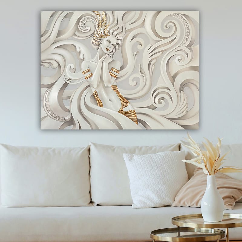 Canvas taulu 70x100 cm - Elegantti nainen hulmuavilla hiuksilla, koristeellisten pyörteiden ja kuvioiden ympäröimänä - Valkoinen / Kulta / Harmaa - Sisustustuotteet - Taulu & taide - Canvas-taulu