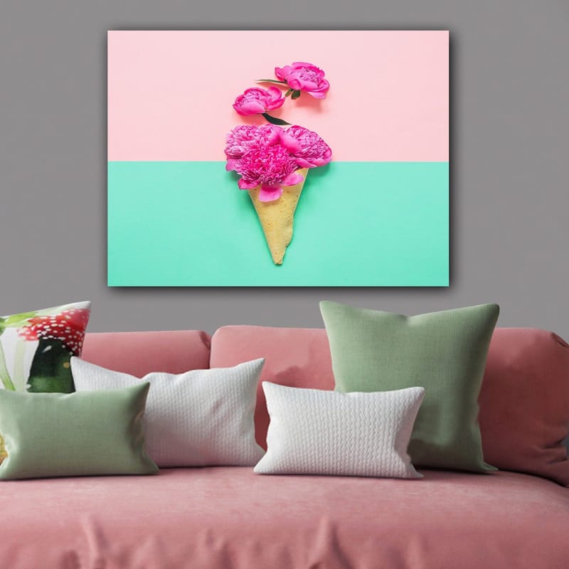 Canvas taulu 70x100 cm - Jäätelötötterö, koristeltu vaaleanpunaisilla kukilla - Vaaleanpunainen / Mintunvihreä / Beige - Sisustustuotteet - Taulu & taide - Canvas-taulu