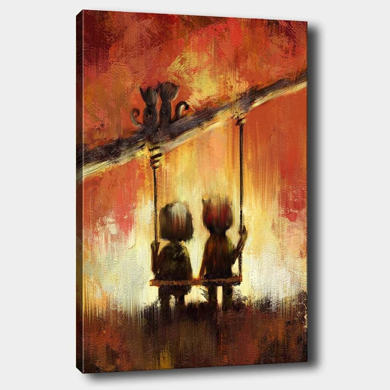 Canvas taulu 70x100 cm - Kaksi hahmoa keinussa lämpimän, värikkään taivaan alla, Punainen / Oranssi / Keltainen