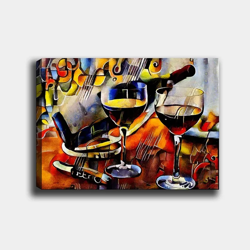 Canvas taulu 70x100 cm - Kaksi viinilasia punaviinillä ja viinipullo, musiikkielementtien ympäröimänä - Punainen / Keltainen / Sininen - Sisustustuotteet - Taulu & taide - Canvas-taulu