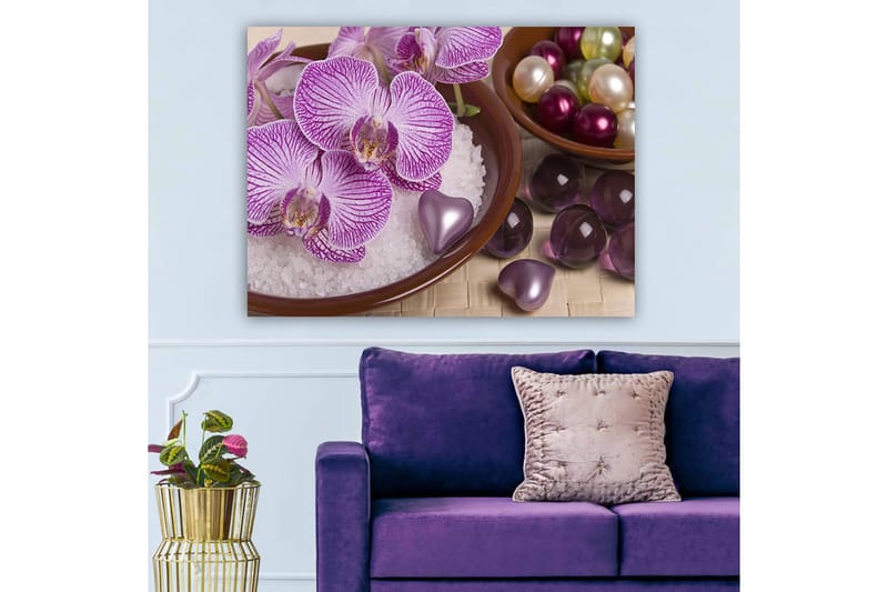 Canvas taulu 70x100 cm - Kauniita orkideoita kulhossa koriste-elementeillä - Violetti / Valkoinen / Vaaleanpunainen - Sisustustuotteet - Taulu & taide - Canvas-taulu