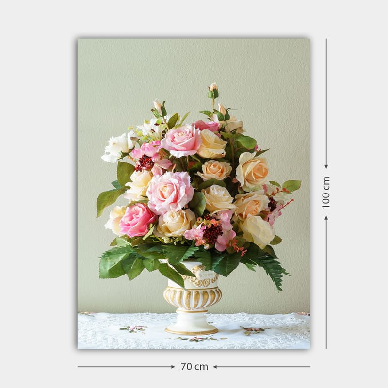 Canvas taulu 70x100 cm - Kaunis kimppu vaaleanpunaisia ja keltaisia ruusuja koristeellisessa maljakossa - Vaaleanpunainen / Keltainen / Vihreä - Sisustustuotteet - Taulu & taide - Canvas-taulu