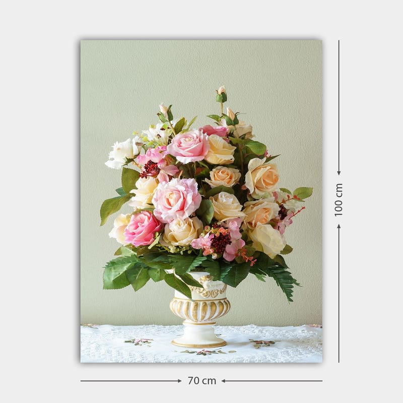 Canvas taulu 70x100 cm - Kaunis kimppu vaaleanpunaisia ja keltaisia ruusuja koristeellisessa maljakossa - Vaaleanpunainen / Keltainen / Vihreä - Sisustustuotteet - Taulu & taide - Canvas-taulu