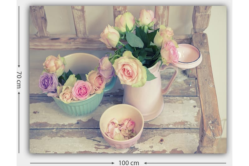 Canvas taulu 70x100 cm - Kaunis kokoelma ruusuja pastelliväreissä kannusta ja kulhoista - Vaaleanpunainen / Vihreä / Vaaleansininen - Sisustustuotteet - Taulu & taide - Canvas-taulu