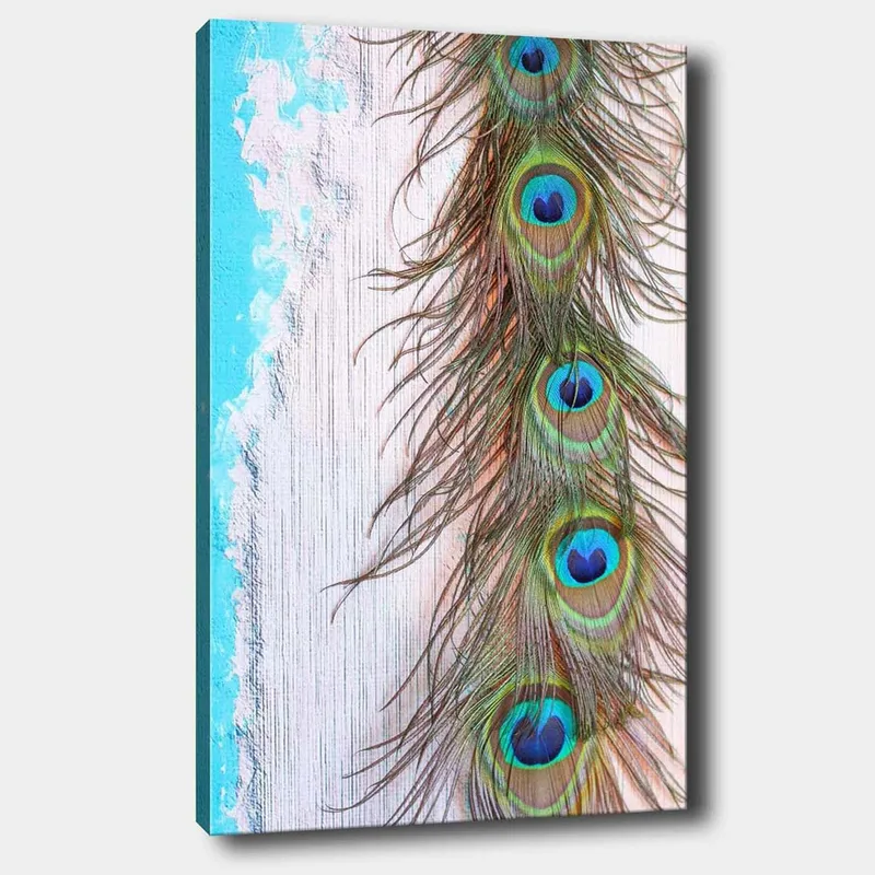 Canvas taulu 70x100 cm - Kaunis riikinkukon sulka intensiivisillä väreillä ja yksityiskohdilla, Vihreä / Sininen / Ruskea