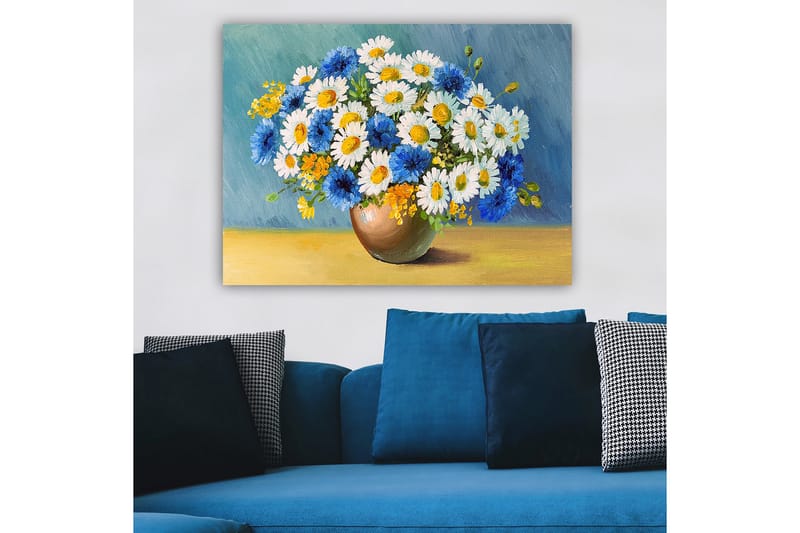 Canvas taulu 70x100 cm - Kaunis sinivalkoisten kukkien kimppu ruskeassa maljakossa - Sininen / Valkoinen / Keltainen - Sisustustuotteet - Taulu & taide - Canvas-taulu