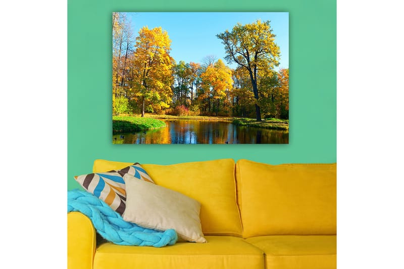 Canvas taulu 70x100 cm - Kaunis syysmaisema värikkäillä puilla ja peilimäisellä järvellä - Kullankeltainen / Vihreä / Sininen - Sisustustuotteet - Taulu & taide - Canvas-taulu