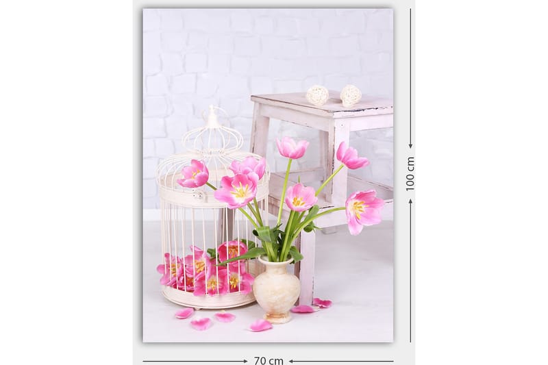 Canvas taulu 70x100 cm - Kaunis vaaleanpunaisten tulppaanien kimppu ruukussa, kukkaterälehtien ja lintuhäkin ympäröimänä - Vaaleanpunainen / Vihreä / Beige - Sisustustuotteet - Taulu & taide - Canvas-taulu