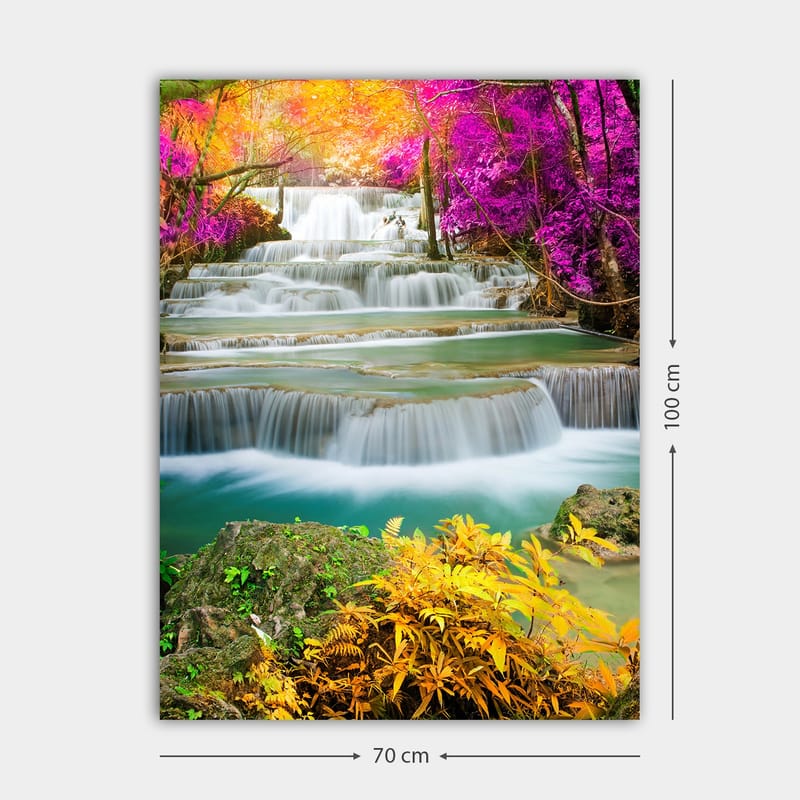 Canvas taulu 70x100 cm - Kaunis vesiputousmaisema värikkäiden puiden ja kasvien ympäröimänä - Violetti / Vihreä / Oranssi - Sisustustuotteet - Taulu & taide - Canvas-taulu