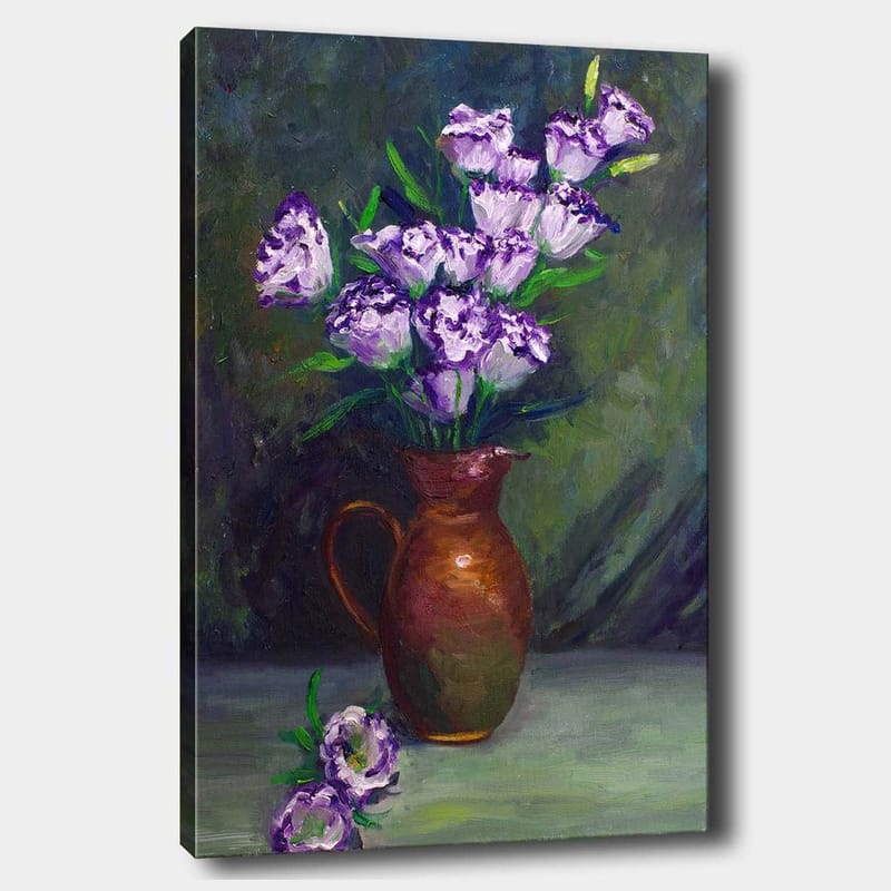 Canvas taulu 70x100 cm - Kaunis violettien kukkien kimppu ruskeassa ruukussa, Violetti / Vihreä / Ruskea