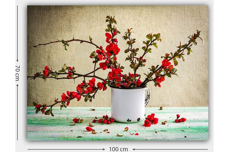 Canvas taulu 70x100 cm - Kaunis punaisten kukkien kimppu valkoisessa kupissa - Punainen / Vihreä / Valkoinen - Sisustustuotteet - Taulu & taide - Canvas-taulu