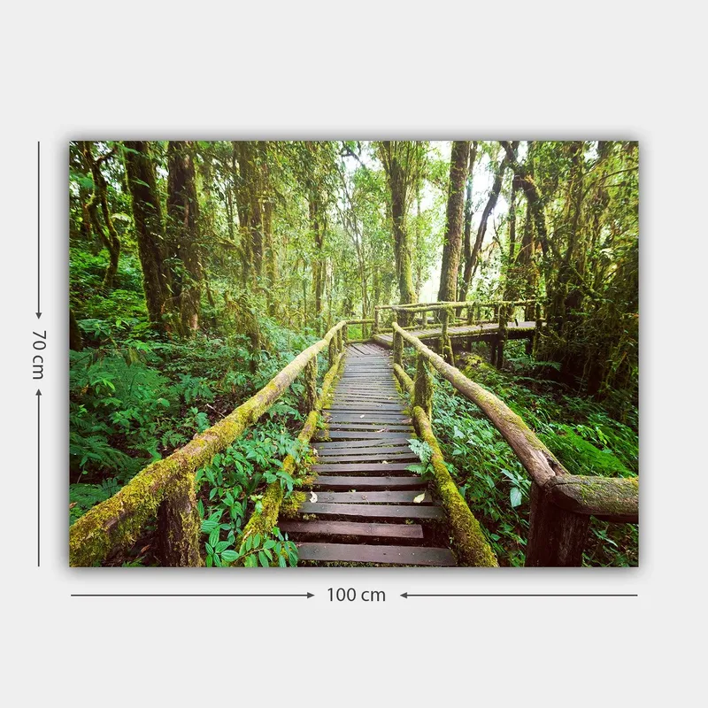 Canvas taulu 70x100 cm - Kaunis puinen silta kiemurtelee rehevän sademetsän läpi - Vihreä / Ruskea / Keltavihreä - Sisustustuotteet - Taulu & taide - Canvas-taulu