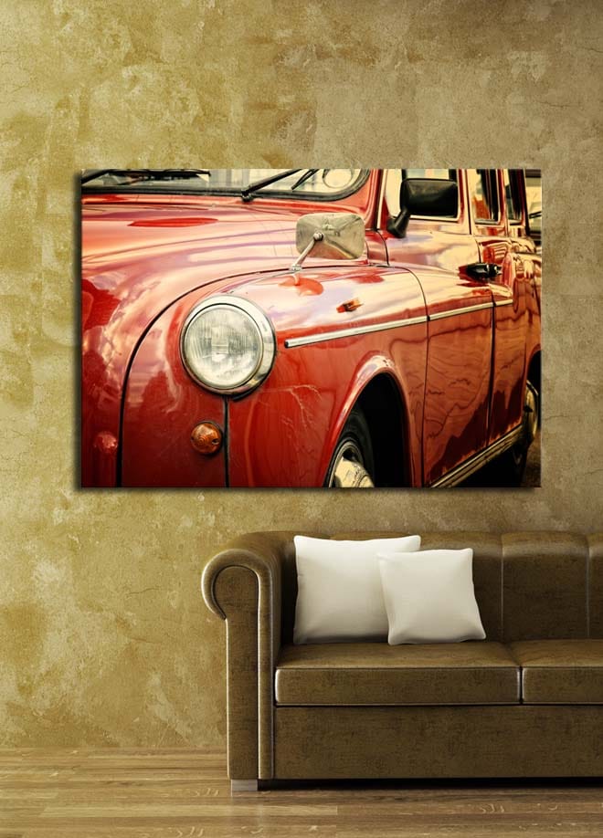 Canvas taulu 70x100 cm - Klassinen punainen auto kromiyksityiskohdilla - Punainen / Krominharmaa - Sisustustuotteet - Taulu & taide - Canvas-taulu