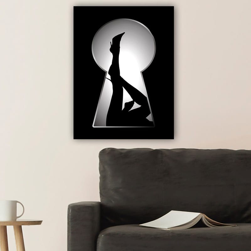 Canvas taulu 70x100 cm - Korkokenkien naisen siluetti avaimenreiästä - Musta / Valkoinen - Sisustustuotteet - Taulu & taide - Canvas-taulu