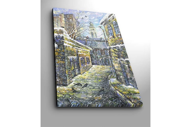 Canvas taulu 70x100 cm - Linnunrata vanhojen rakennusten ympäröimänä, joiden katoilla on lunta - Keltainen / Sininen / Valkoinen - Sisustustuotteet - Taulu & taide - Canvas-taulu