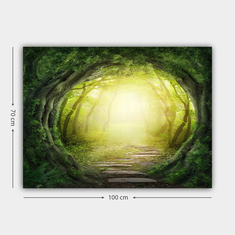 Canvas taulu 70x100 cm - Maaginen metsäpolku, jonka valo loistaa puiden vihreyden läpi - Vihreä / Vaaleankeltainen - Sisustustuotteet - Taulu & taide - Canvas-taulu