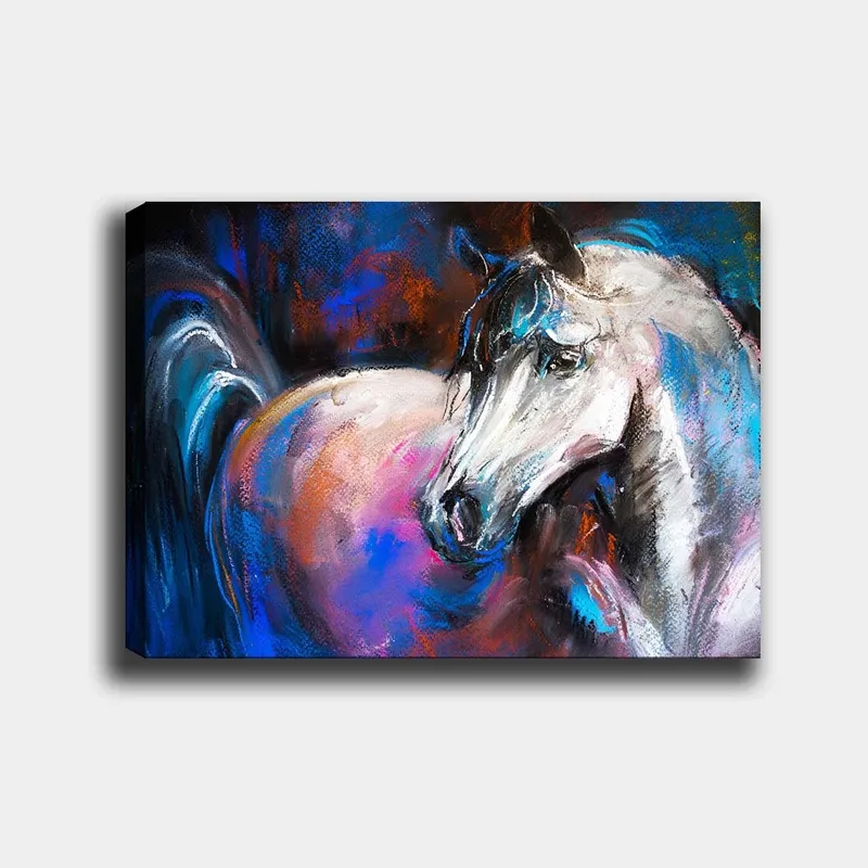 Canvas taulu 70x100 cm - Majesteettinen valkoinen hevonen värikkäillä yksityiskohdilla taustalla, Valkoinen / Sininen / Vaaleanpunainen