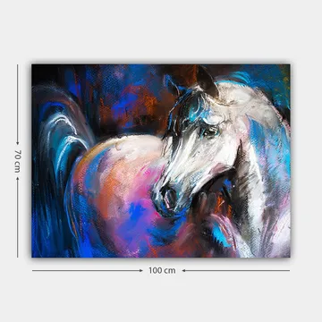 Canvas taulu 70x100 cm - Majesteettinen valkoinen hevonen värikkäillä yksityiskohdilla taustalla - Valkoinen / Sininen / Vaaleanpunainen - Sisustustuotteet - Taulu & taide - Canvas-taulu
