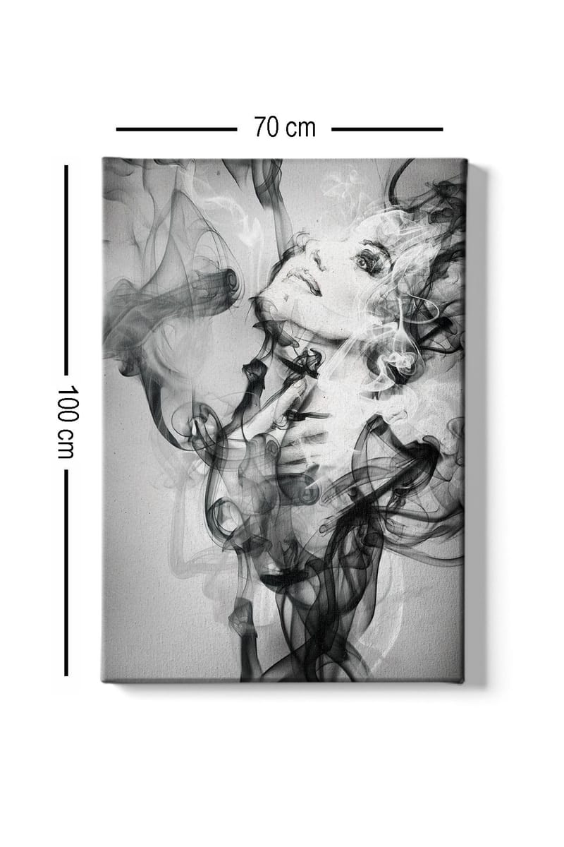 Canvas taulu 70x100 cm - Nainen nousee kelluvista savumuodostelmista - Musta / Harmaa / Valkoinen - Sisustustuotteet - Taulu & taide - Canvas-taulu