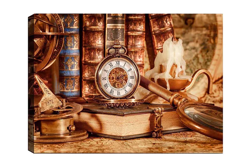 Canvas taulu 70x100 cm - Nostalginen kokoelma antiikkiesineitä, kuten taskukello, kirjoja ja kynttilänjalka - Kulta / Ruskea / Beige - Sisustustuotteet - Taulu & taide - Canvas-taulu