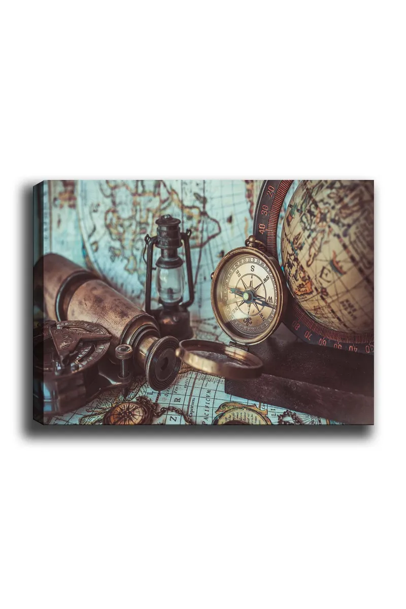 Canvas taulu 70x100 cm - Nostalginen kokoelma navigointityökaluja ja vanha kartta, Ruskea / Kulta / Vihreä