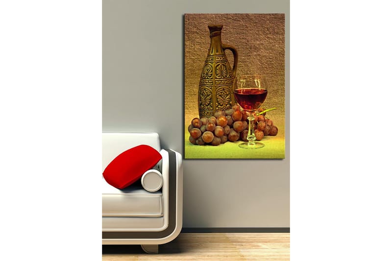 Canvas taulu 70x100 cm - Rauhallinen sommitelma koristeellisella kannulla, lasillisella viiniä ja viinirypäleillä - Ruskea / Burgundi / Harmaa - Sisustustuotteet - Taulu & taide - Canvas-taulu