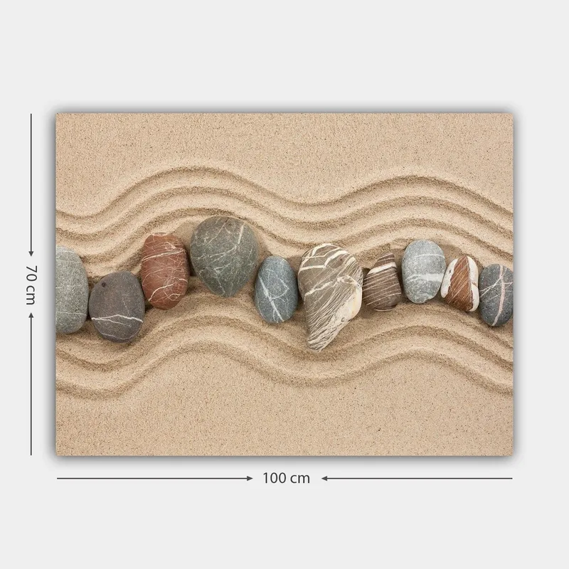 Canvas taulu 70x100 cm - Rivi sileitä kiviä hiekkapinnalla aaltoilevilla kuvioilla - Hiekanbeige / Harmaa / Punaruskea - Sisustustuotteet - Taulu & taide - Canvas-taulu