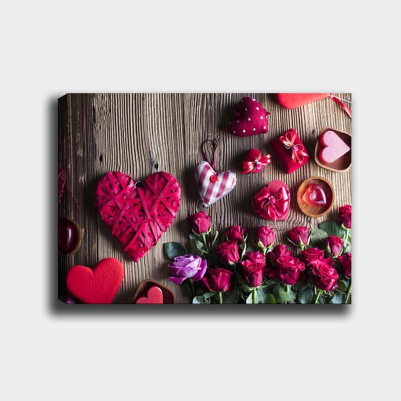 Canvas taulu 70x100 cm - Romanttinen kokoelma sydämenmuotoisia koristeita ja ruusuja, Punainen / Vihreä / Vaaleanpunainen