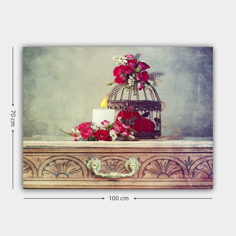 Canvas taulu 70x100 cm - Romanttinen sommitelma kukilla, kynttilällä ja lintuhäkillä - Syvänpunainen / Valkoinen / Vihreä - Sisustustuotteet - Taulu & taide - Canvas-taulu
