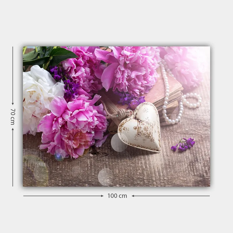 Canvas taulu 70x100 cm - Romanttinen sommitelma vaaleanpunaisilla pioneilla ja koristeellisella sydämellä - Vaaleanpunainen / Valkoinen / Violetti - Sisustustuotteet - Taulu & taide - Canvas-taulu