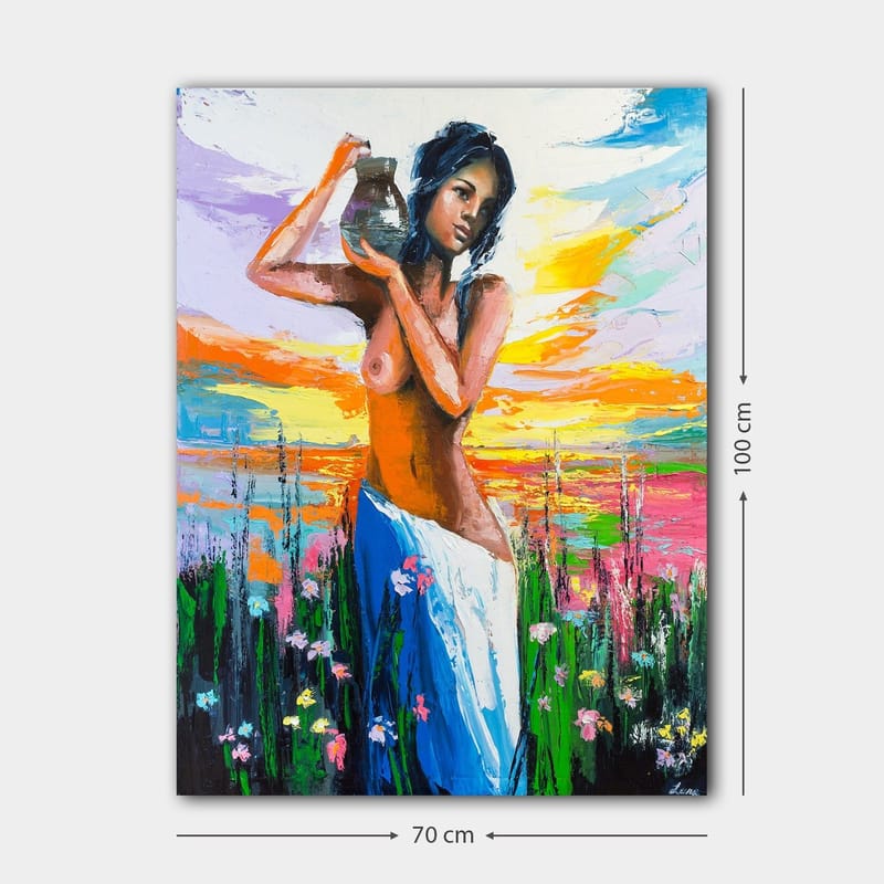 Canvas taulu 70x100 cm - Ruukkua kantava nainen, kukkien ja värikkään taivaan ympäröimänä auringonlaskussa - Oranssi / Sininen / Vihreä - Sisustustuotteet - Taulu & taide - Canvas-taulu
