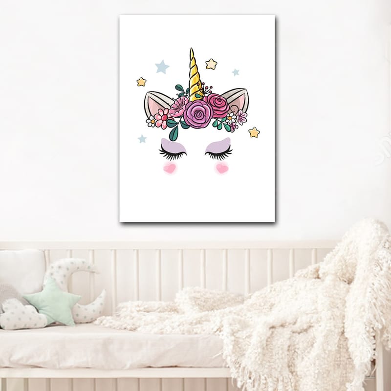 Canvas taulu 70x100 cm - Söpö yksisarvinen kukkien ja tähtien koristeena - Violetti / Vaaleanpunainen / Kulta - Sisustustuotteet - Taulu & taide - Canvas-taulu